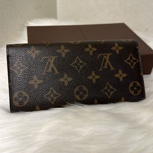 💯Authentic LOUIS VUITTON Monogram Emilie Wallet Red🍀 - Picture 4 of 15